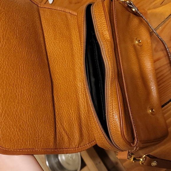 Authentic Cesare Paciotti double-stitched leather bag - Picture 5 of 13